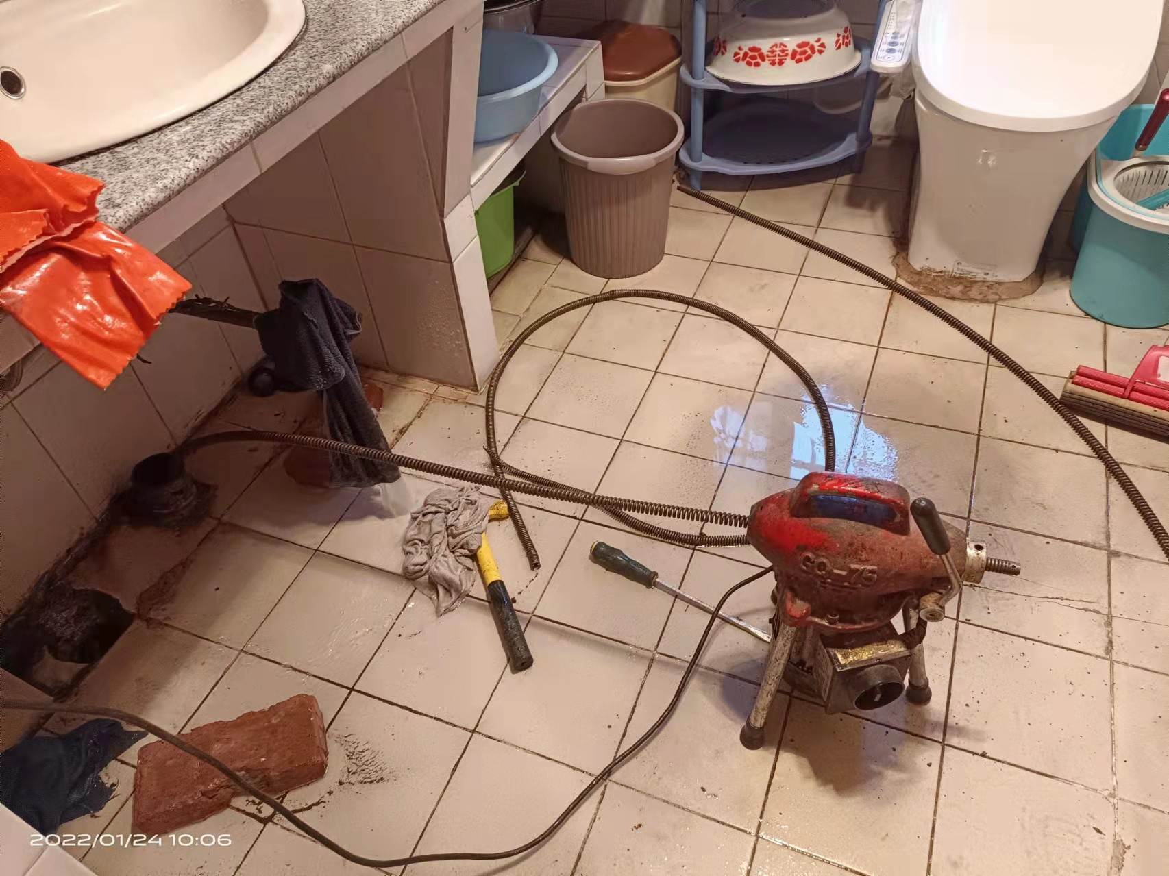 清城疏通厨房下水道，地漏疏通